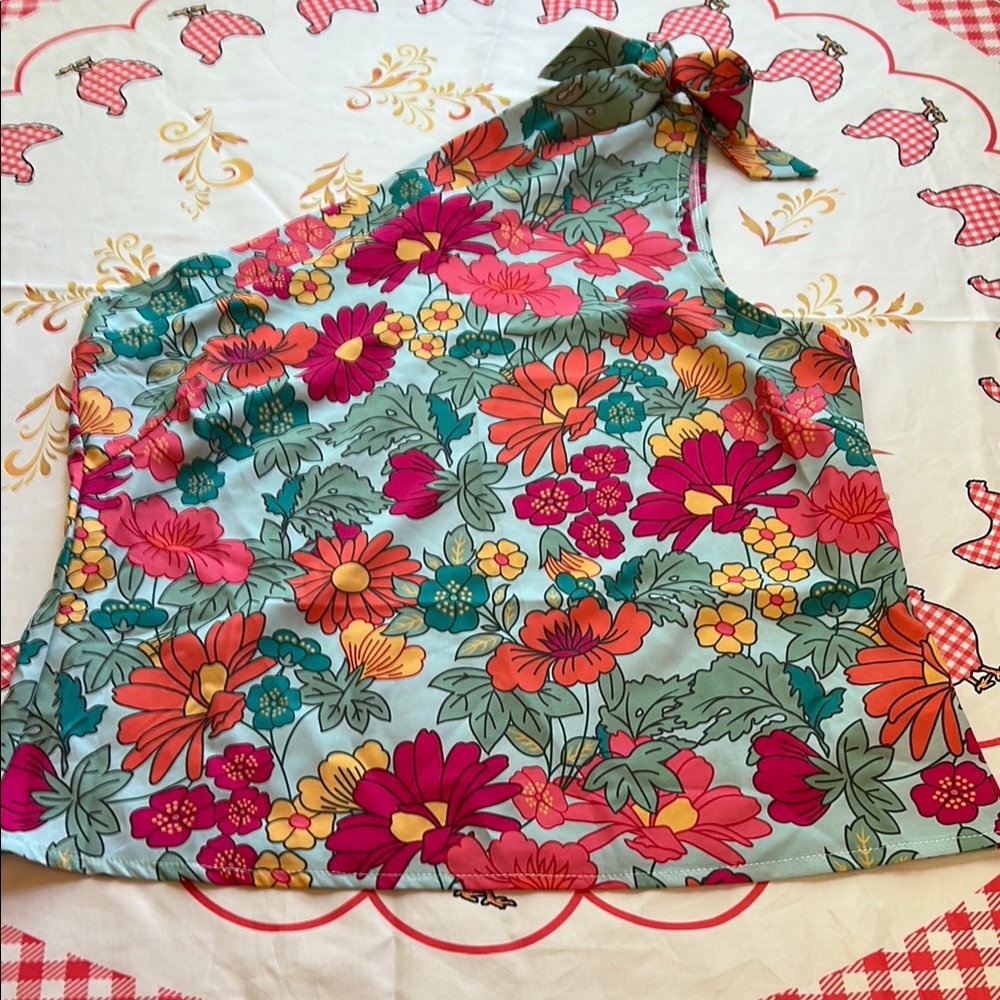 One Shoulder Sleeveless Floral Print w/Bow Tie Women’s Top Blouse Small NWOT